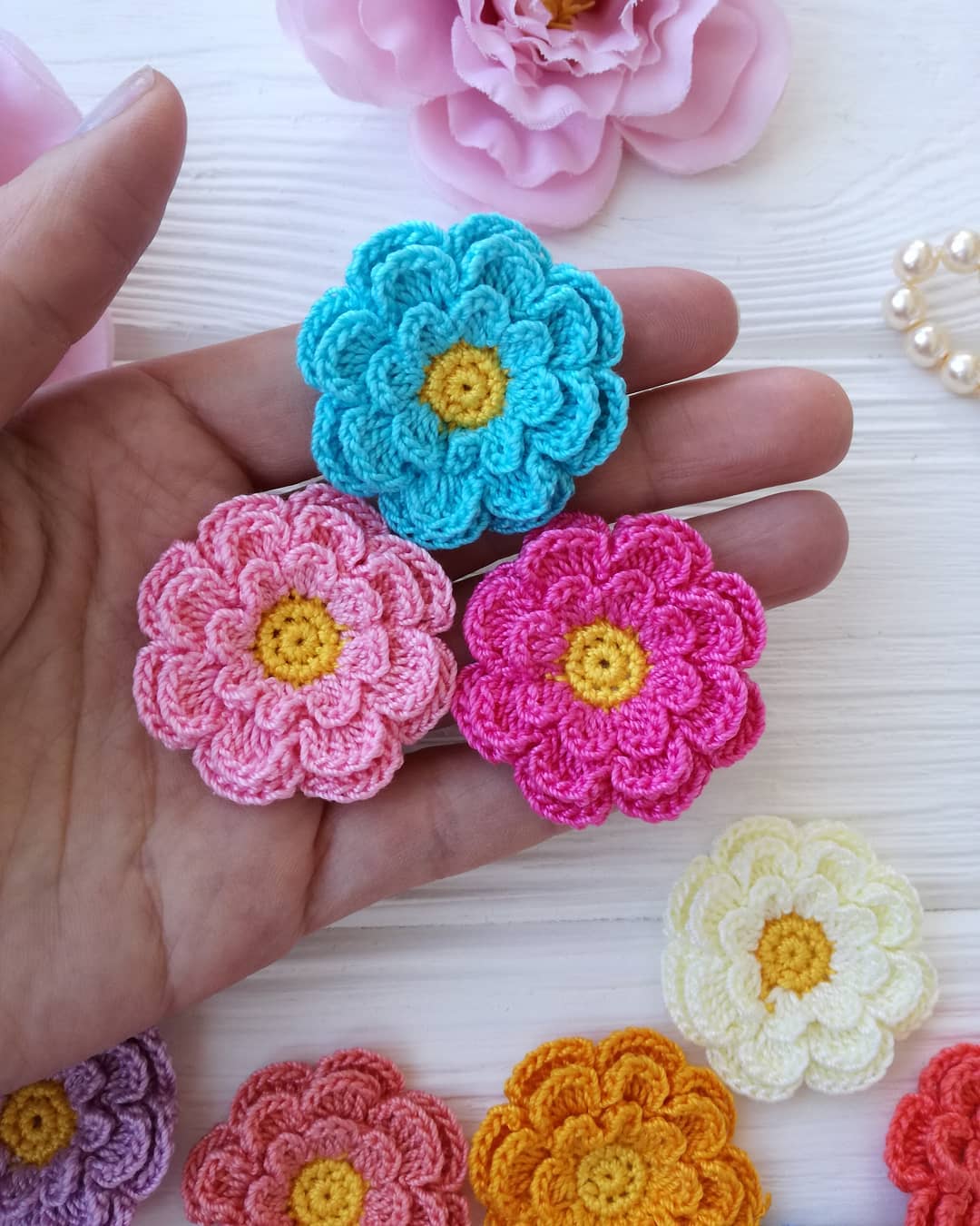 53 Crochet Flower Patterns And What To Do With Them Easy 2019 Page 29