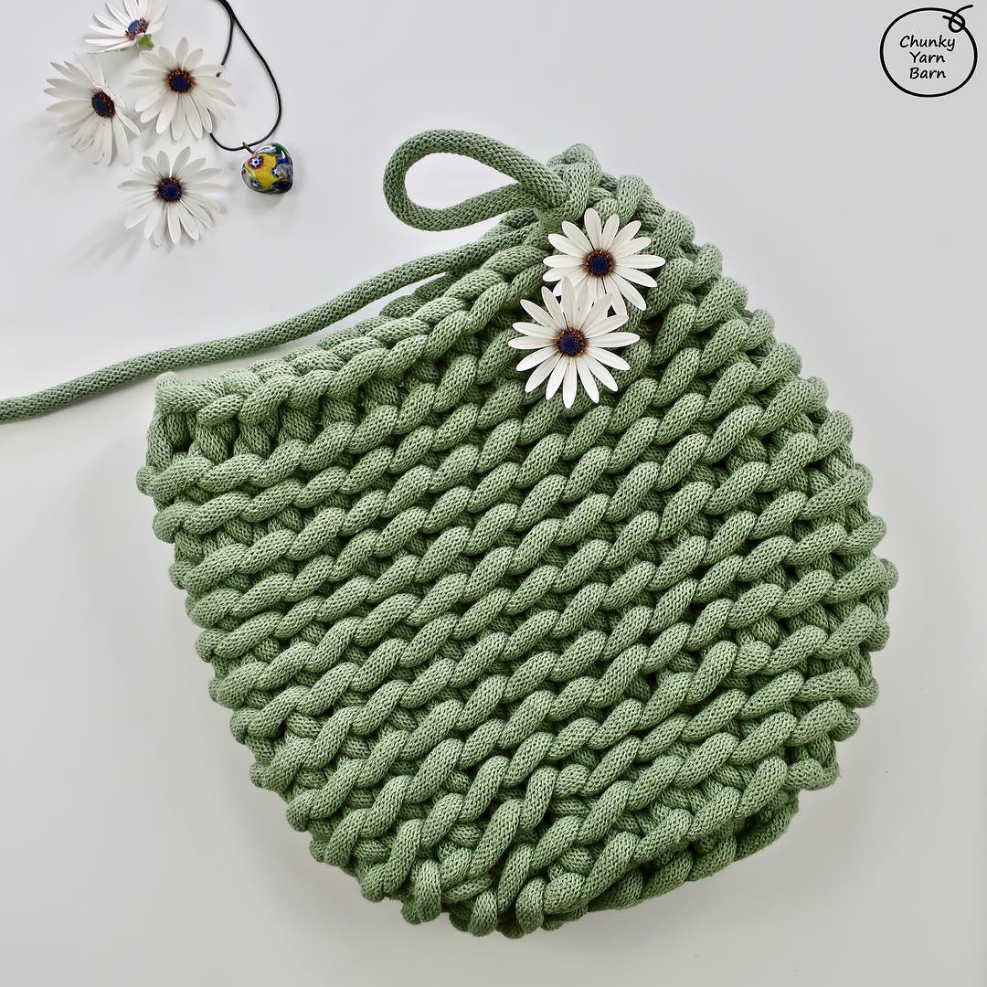 How to Crochet a Beauty and Cute Handbag or Bags? New Season 2019 Page 28 of 49 Crochet Blog!