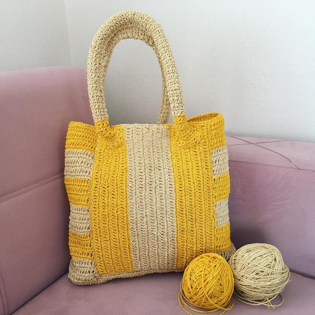 How to Crochet a Beauty and Cute Handbag or Bags? New Season 2019 ...
