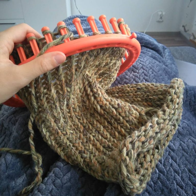 Easy and Amazing Loom Knitting Patterns for 2019 Page 21 of 35